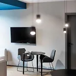 krevet i doručak Fourroomotel
