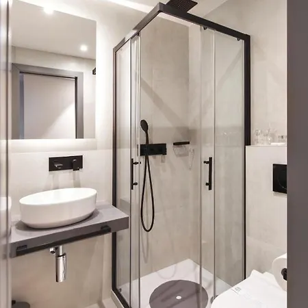 Fourroomotel